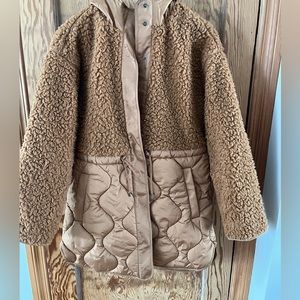 Old Navy Women’s Teddy, Quilted Jacket
